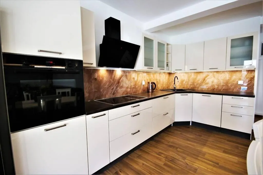 New Villa With Pool Barbariga