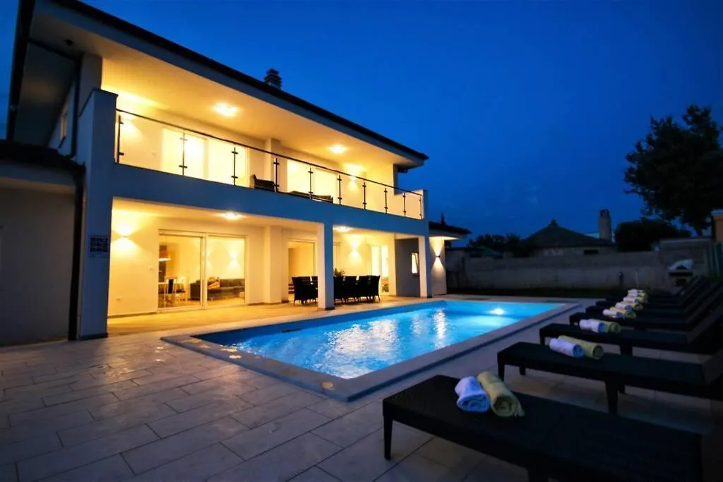 New Villa With Pool Barbariga Croatia