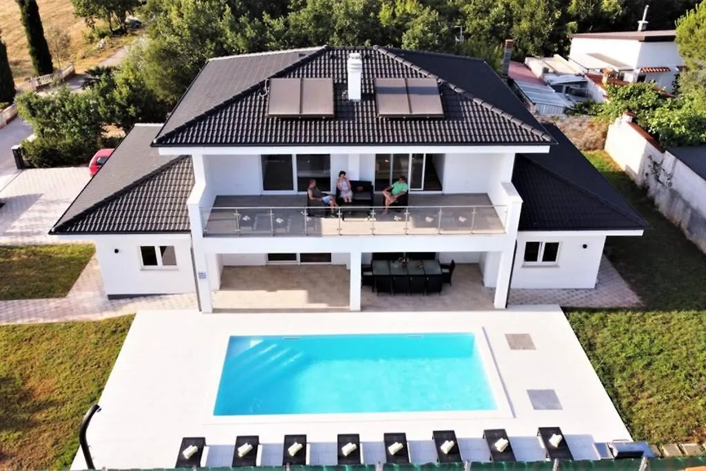 New Villa With Pool Barbariga Croatia